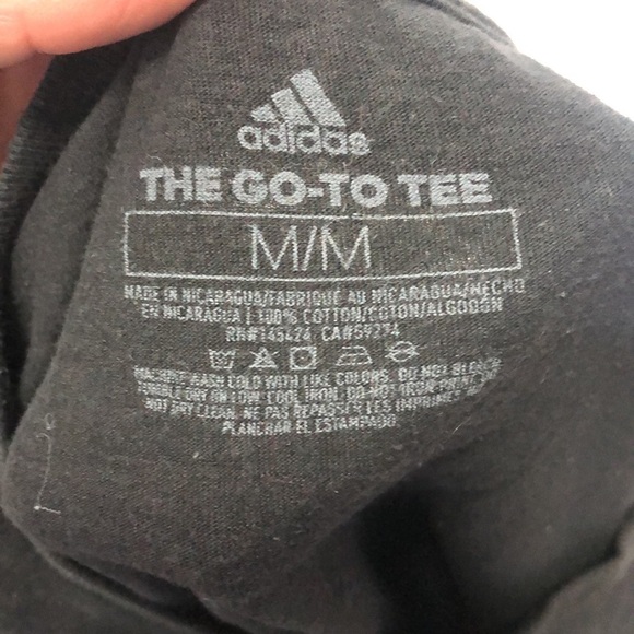 Adidas black and white easy tee shirt size Medium - Picture 4 of 4